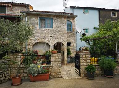 Kuca, Poreč, prodaja, 212000 €, 106 m2