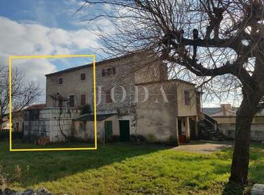 Kuca, Višnjan, Zoričići, prodaja, 135000 €, 150 m2
