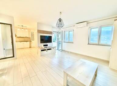 Trosoban stan, Rijeka, Draga, prodaja, 280000 €, 91 m2