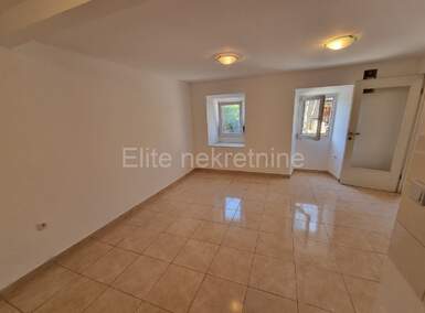 Dvosoban stan, Jelenje, Dražice, najam, 600 €, 50 m2