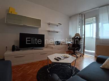 Trosoban stan, Rijeka, Zapad, najam, 800 €, 65 m2