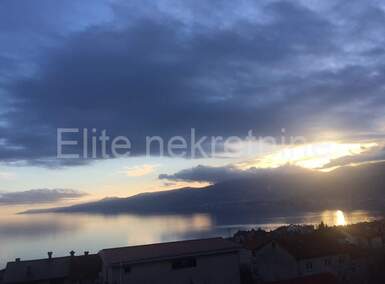 Dvosoban stan, Kastav, Rešetari, najam, 700 €, 50 m2