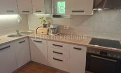 Trosoban stan, Viškovo, prodaja, 160000 €, 65 m2