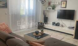 Trosoban stan, Krk, Pinezići, prodaja, 345000 €, 75 m2