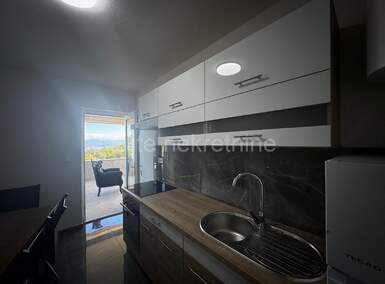 Trosoban stan, Opatija, Veprinac, najam, 920 €, 80 m2