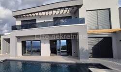 Kuca, Kostrena, najam, 4500 €, 133 m2