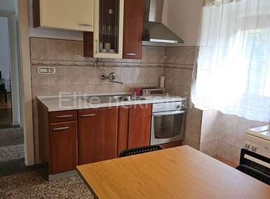 Trosoban stan, Rijeka, Sjever, najam, 1000 €, 78 m2