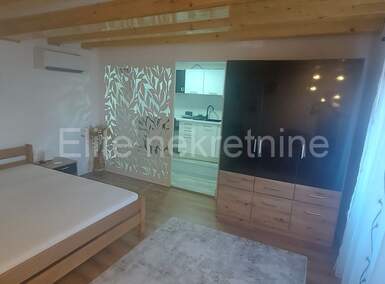 Jednosoban stan, Lovran, najam, 600 €, 32 m2