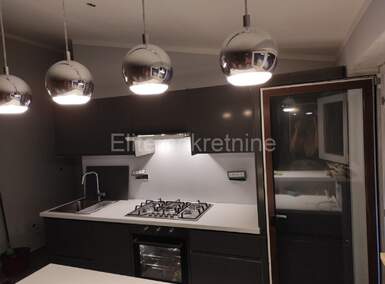 Dvosoban stan, Novi Vinodolski, prodaja, 216000 €, 66 m2