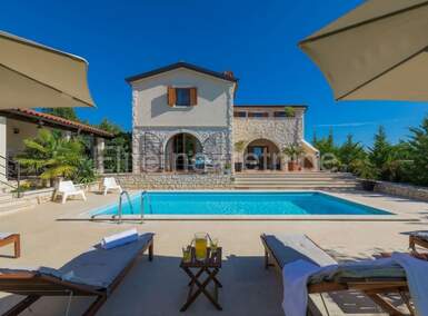 Kuca, Svetvinčenat, prodaja, 750000 €, 280 m2