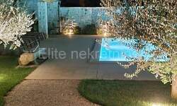 Kuca, Poreč, prodaja, 618000 €, 200 m2