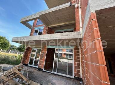 Trosoban stan, Medulin, prodaja, 249100 €, 79 m2