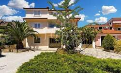 Kuca, Pula, Arsenal, prodaja, 644000 €, 420 m2