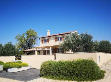 Kuca, Fažana, prodaja, 1100000 €, 180 m2