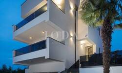 Kuca, Vrsar, prodaja, 1550000 €, 200 m2