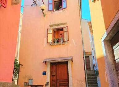 Kuca, Labin, prodaja, 380000 €, 180 m2