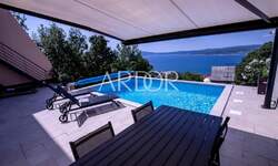 Kuca, Crikvenica, prodaja, 875000 €, 352 m2