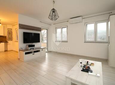 Trosoban stan, Rijeka, Gornja Vežica, prodaja, 280000 €, 88 m2