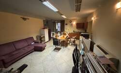 Poslovni prostor, Rijeka, Centar, prodaja, 160000 €, 70 m2