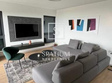 Cetvorosoban stan, Kostrena, Kostrena Sveta Lucija, najam, 2300 €, 150 m2