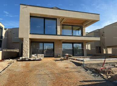 Dvosoban stan, Umag, prodaja, 611915 €, 124 m2