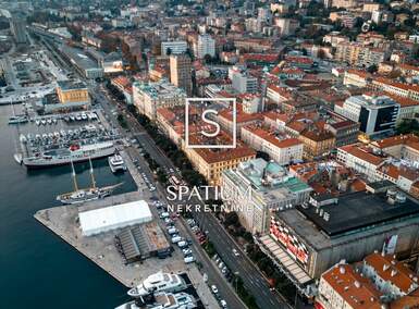 Poslovni prostor, Rijeka, Centar, najam, 300 €, 17 m2