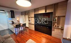 Dvosoban stan, Rijeka, Gornja Vežica, najam, 850 €, 61 m2