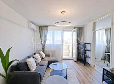 Trosoban stan, Zagreb, Trešnjevka - sjever, najam, 890 €, 67 m2