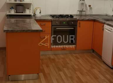 Cetvorosoban stan, Kastav, najam, 1500 €, 100 m2