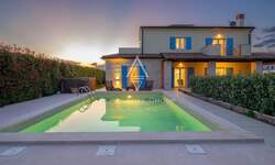 Kuca, Barban, Rebići, prodaja, 750000 €, 262 m2