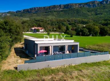 Kuca, Buzet, prodaja, 420000 €, 150 m2