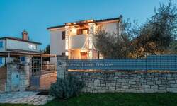 Kuca, Poreč, prodaja, 550000 €, 208 m2