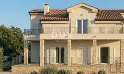 Kuca, Rab, Barbat na Rabu, prodaja, 234500 €, 138 m2