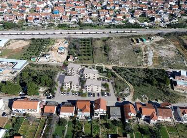 Trosoban stan, Šibenik, Donje Ražine, prodaja, 190000 €, 61 m2