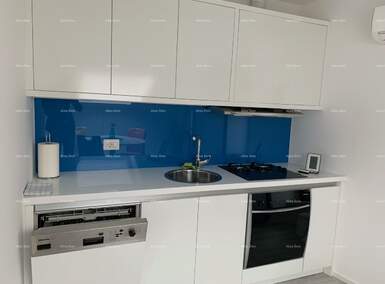 Dvosoban stan, Poreč, prodaja, 320000 €, 70 m2