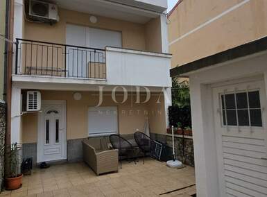 Kuca, Crikvenica, prodaja, 335000 €, 163 m2