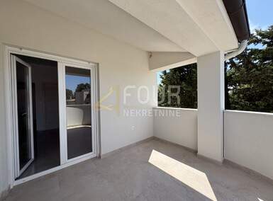 Cetvorosoban stan, Ližnjan, Šišan, prodaja, 242000 €, 91 m2