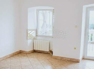 Trosoban stan, Matulji, prodaja, 183000 €, 77 m2