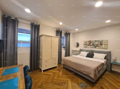 Dvosoban stan, Pula, prodaja, 290000 €, 96 m2