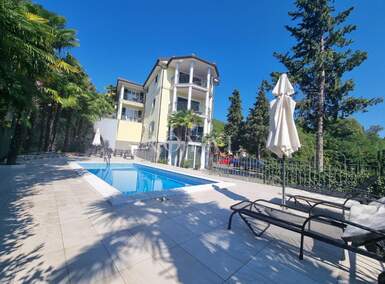 Trosoban stan, Opatija, Opatija - Centar, najam, 1700 €, 86 m2