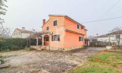 Kuca, Rovinj, prodaja, 395000 €, 201 m2