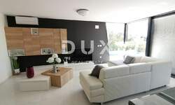 Cetvorosoban stan, Pula, Centar, prodaja, 1950000 €, 206 m2