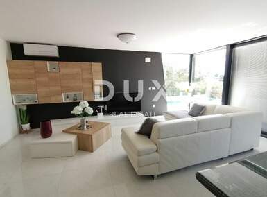 Cetvorosoban stan, Pula, Centar, prodaja, 1950000 €, 206 m2