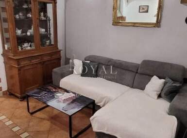 Trosoban stan, Rijeka, Centar, prodaja, 154500 €, 45 m2