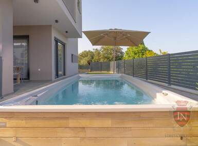 Kuca, Pula, Štinjan, prodaja, 1160000 €, 290 m2