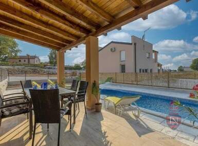 Kuca, Tinjan, prodaja, 340000 €, 84 m2