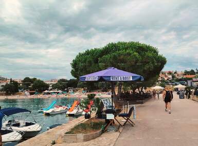 Trosoban stan, Medulin, prodaja, 990000 €, 200 m2