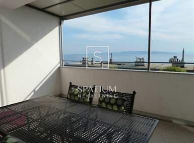 Trosoban stan, Rijeka, Pećine, najam, 980 €, 78 m2