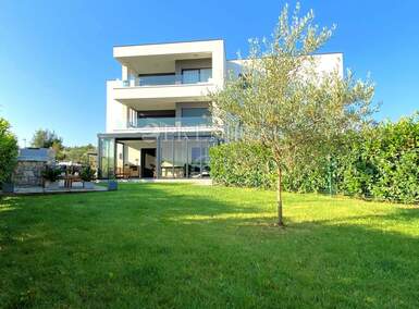 Cetvorosoban stan, Malinska-Dubašnica, Malinska, prodaja, 770000 €, 136 m2