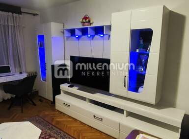 Trosoban stan, Rijeka, Kozala, prodaja, 247000 €, 80 m2